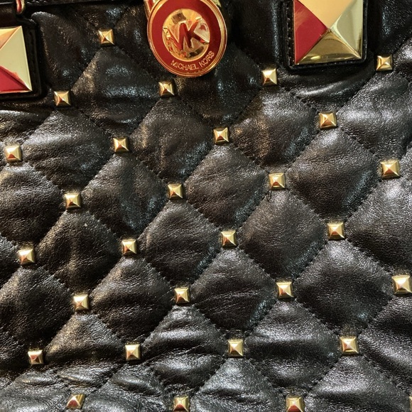 MICHAEL Michael Kors Black Quilted Shoulder Bag with Gold Studs - Picture 3 of 16